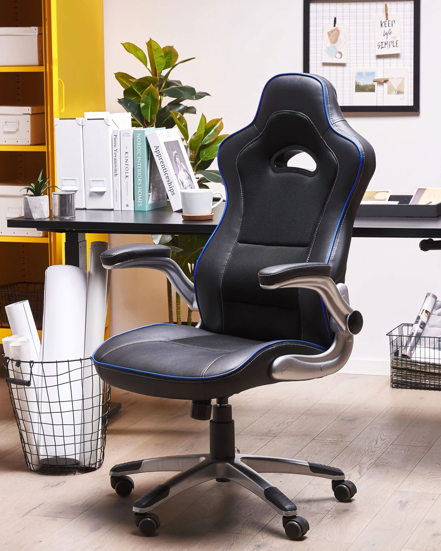 Executive Chair Black With Blue MASTER - Image 2