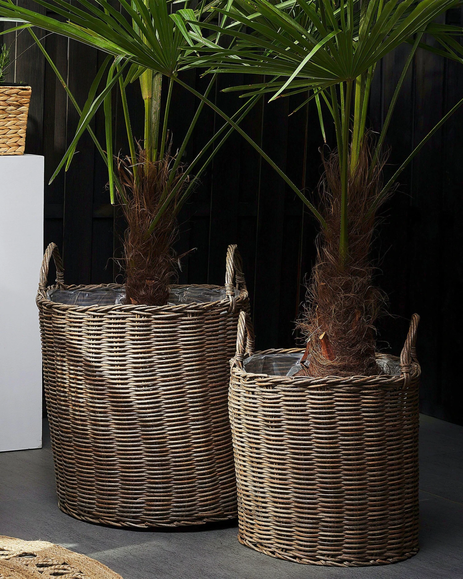 Set Of 2 PE Rattan Plant Baskets Brown BITOLA - Image 7