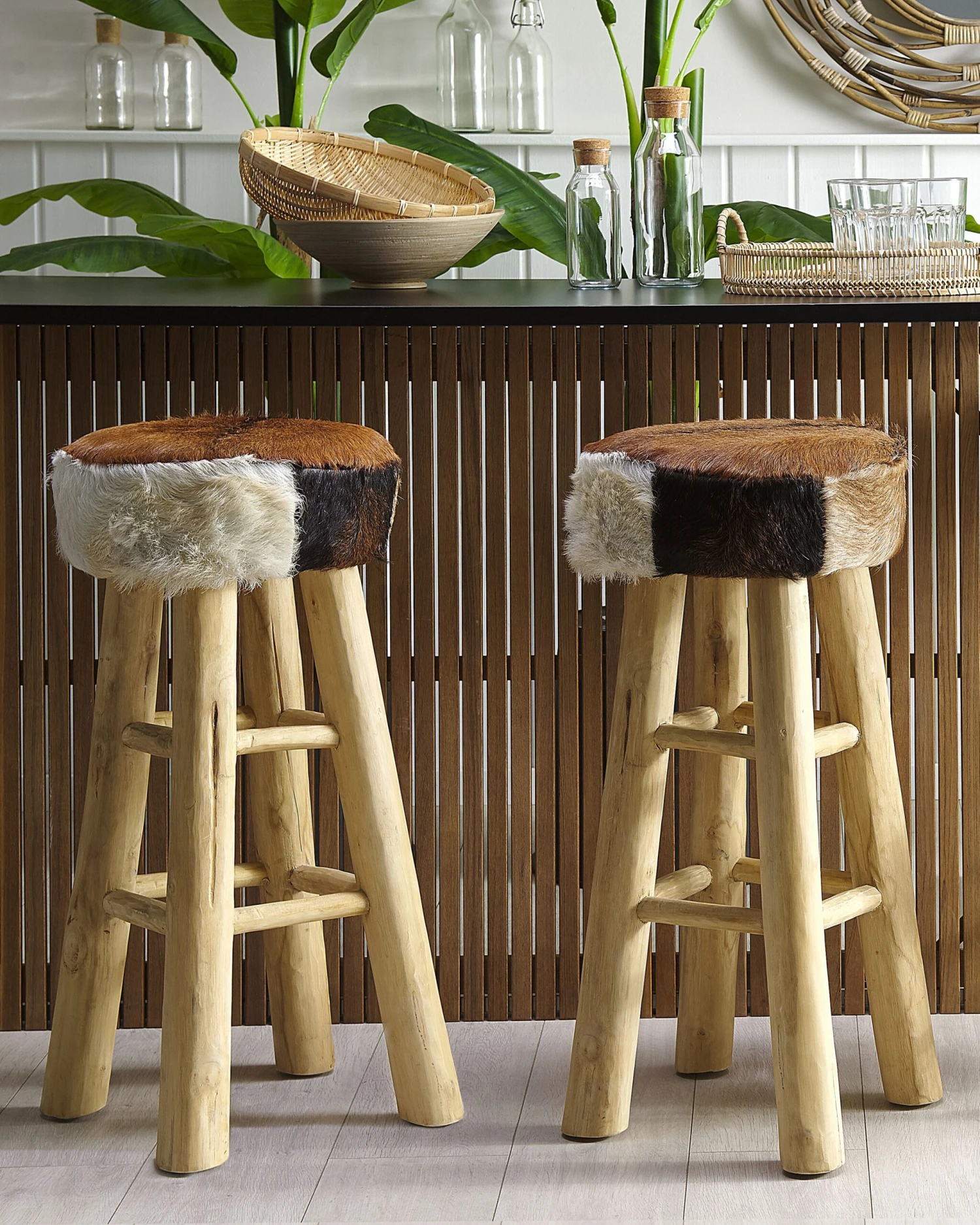 Lambskin Leather Stool WALTON - Image 2