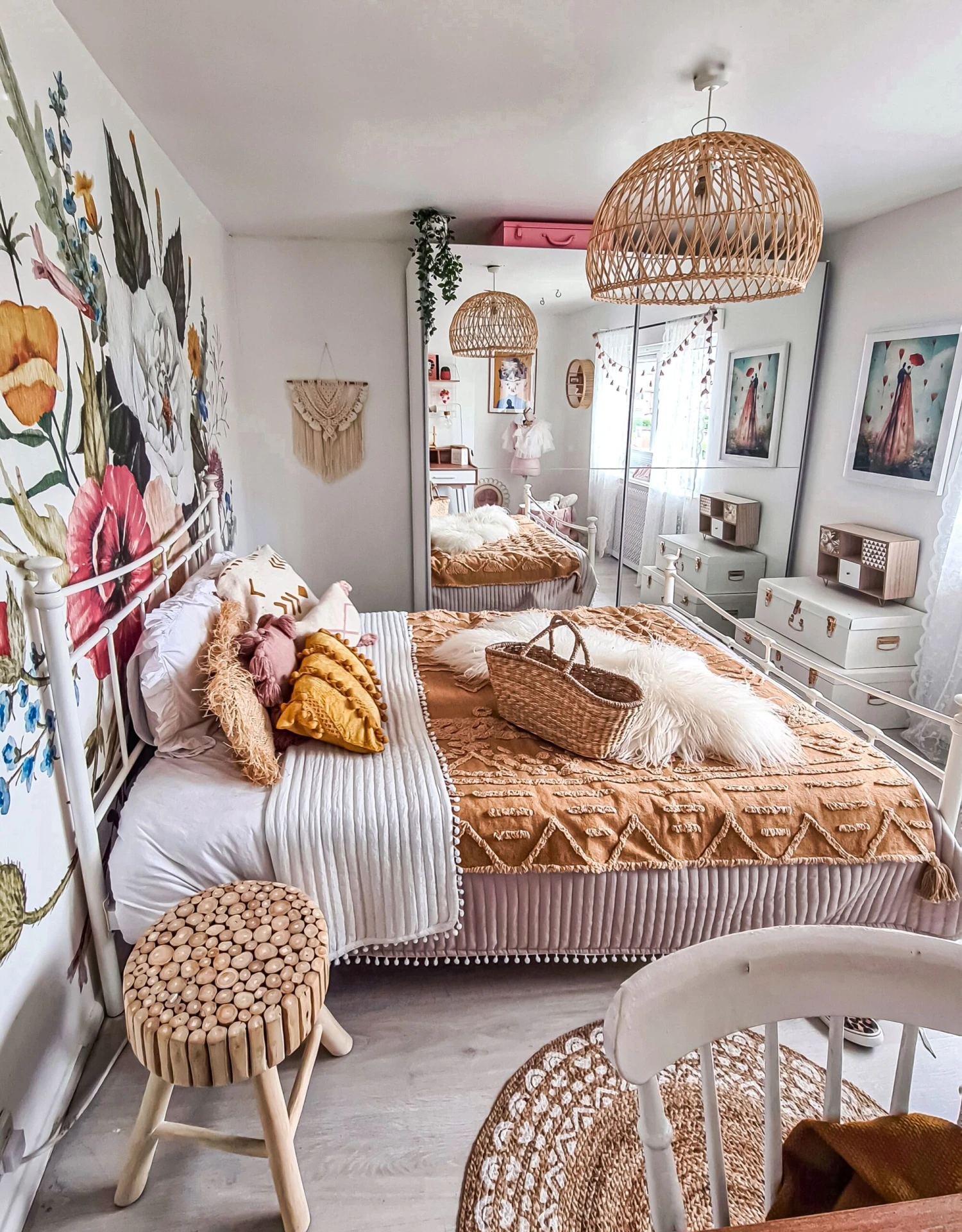 Bedside Table Light Wood NAMPA - Image 3