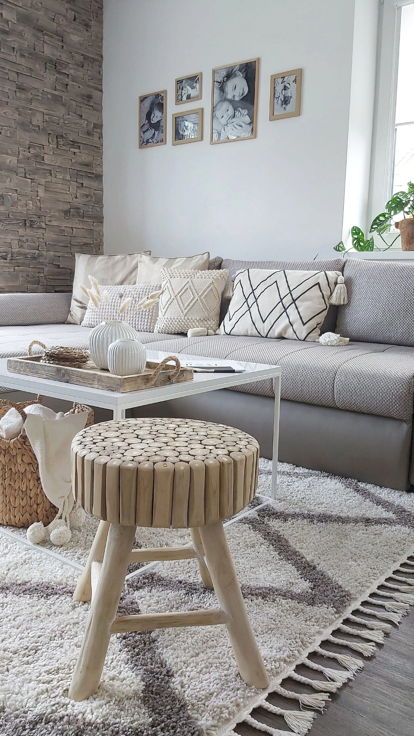 Bedside Table Light Wood NAMPA - Image 6