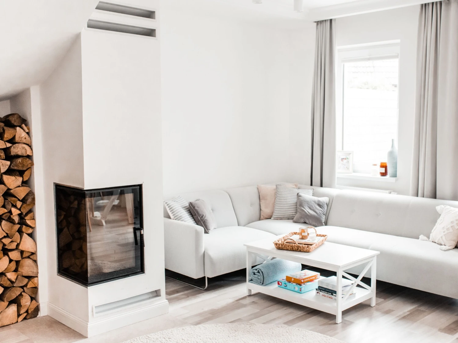 Coffee Table With Shelf White FOSTER - Image 4