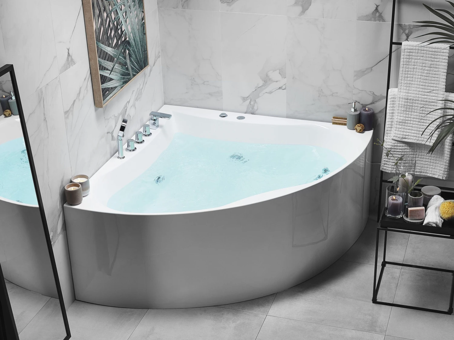 Whirlpool Corner Bath 1330 X 1330 Mm White ISLITA - Image 2