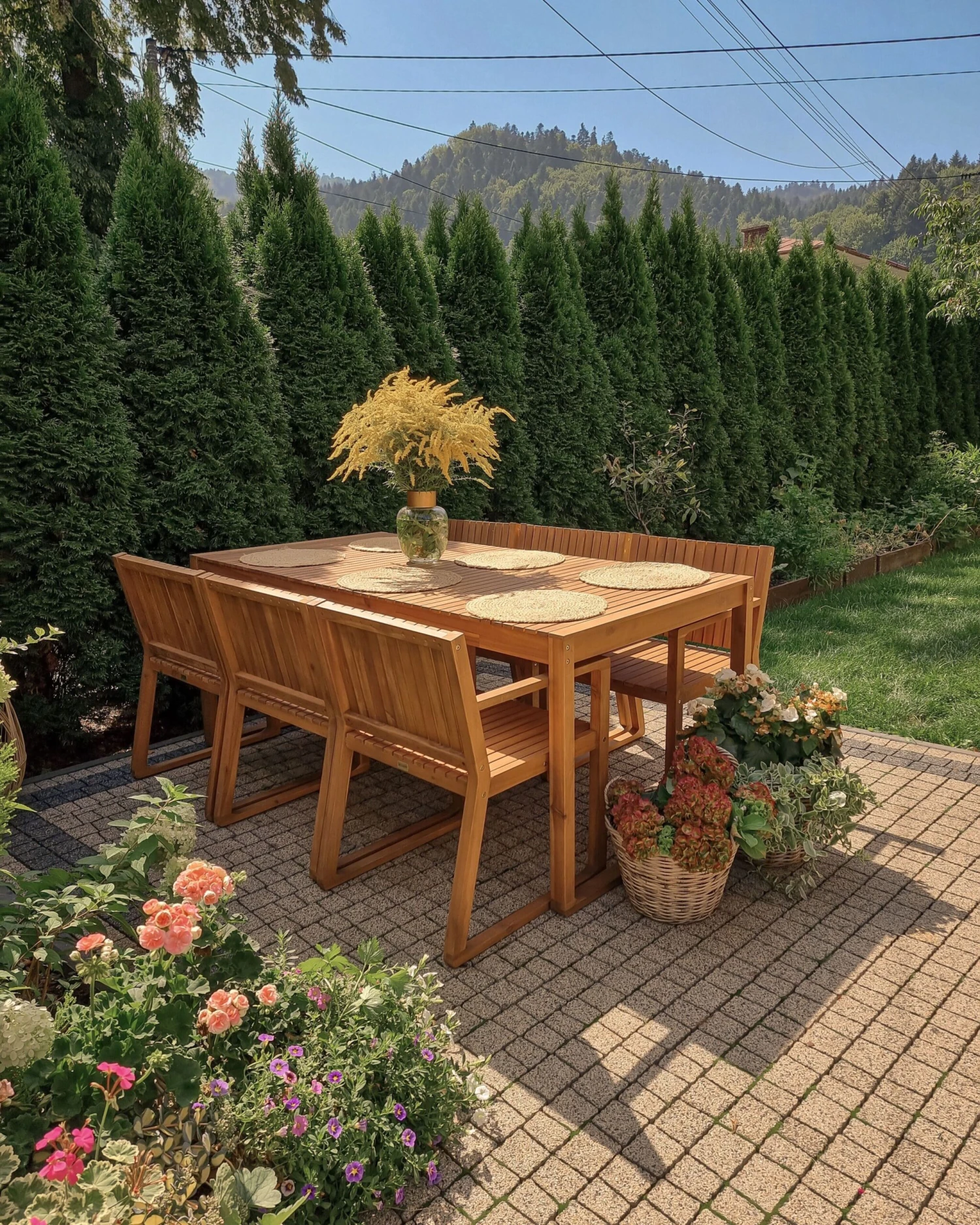 6 Seater Acacia Wood Garden Dining Set SASSARI - Image 6