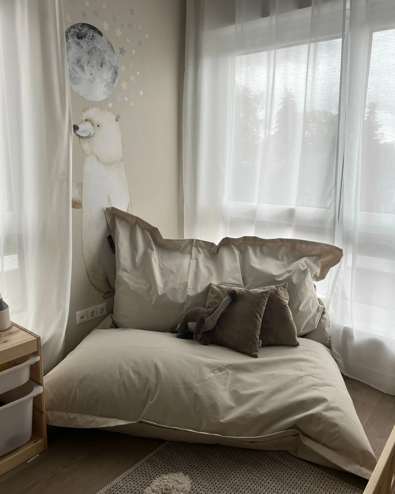 Large Bean Bag 140 X 180 Cm Light Beige FUZZY - Image 7